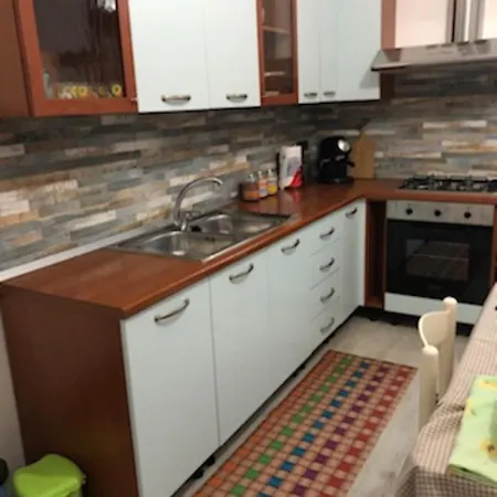 Holiday home Casa Con Giardino 2 *