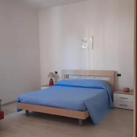 Casa Con Giardino 2 Holiday home