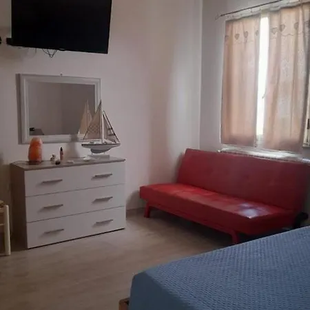 Casa Con Giardino 2 *