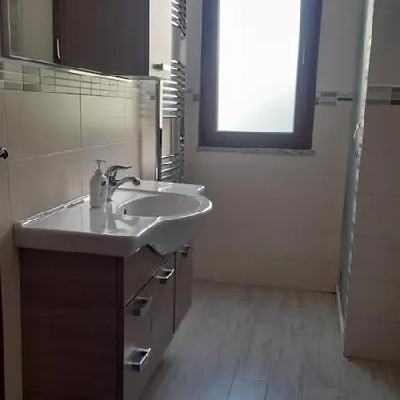 Casa Con Giardino 2 *